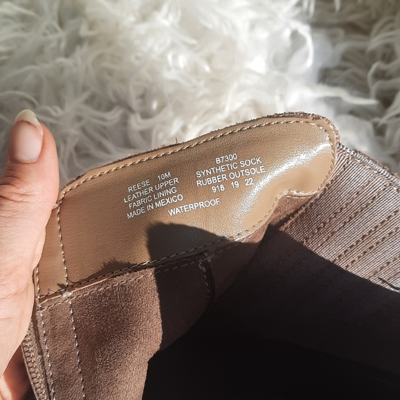 🌟3/50 Blonde Tan Ankle Heeled boots - Picture 9 of 11